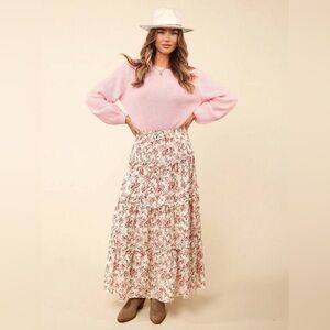 Women’s fashionable sweet Floral Tiered Maxi Skirt in Cream & Pink size medium